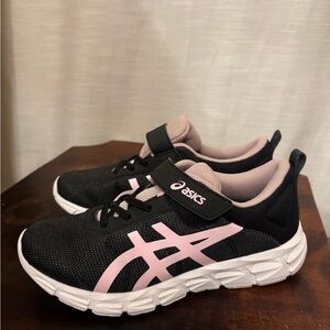 Asics Kids' Sneakers in Black and Pink
